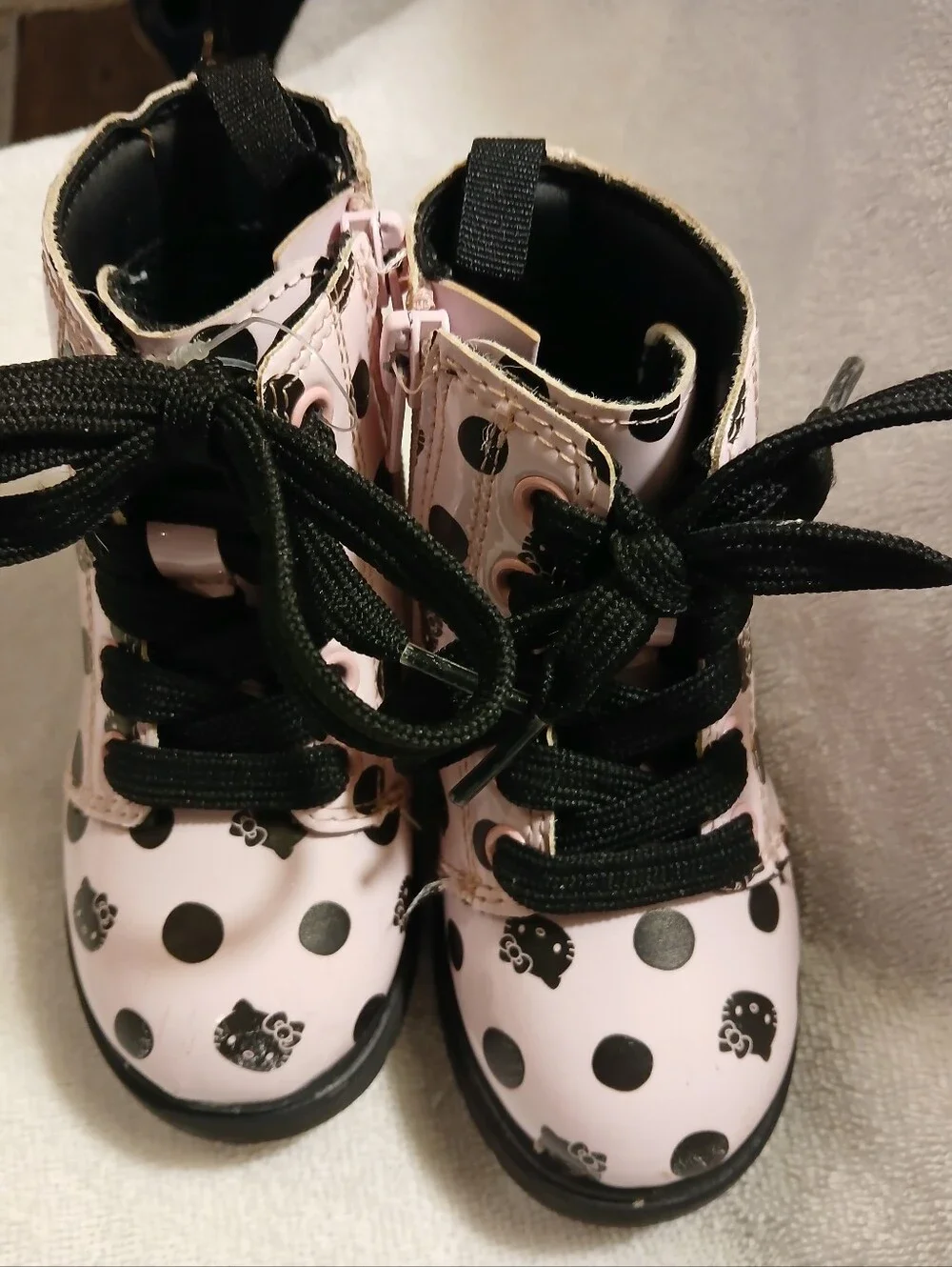 Hello Kitty Pink Polka Dot Toddler Size 6 Lace-Up Boots. FF#392